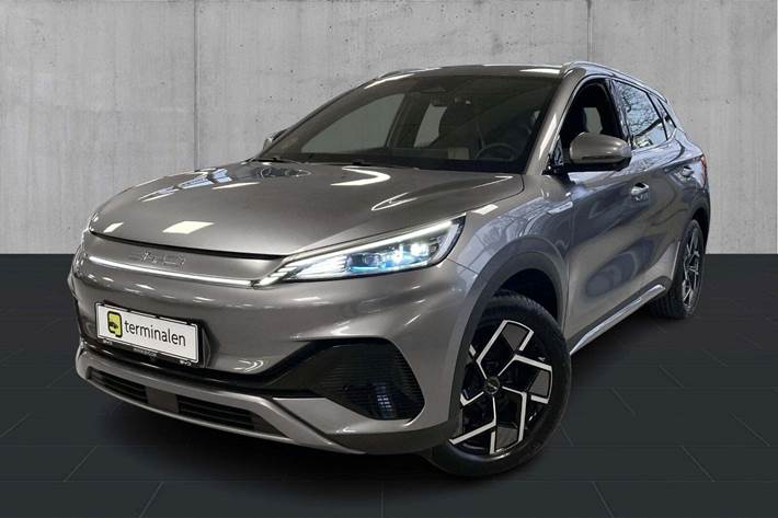 Grå BYD Atto 3 fra 2022 set udefra