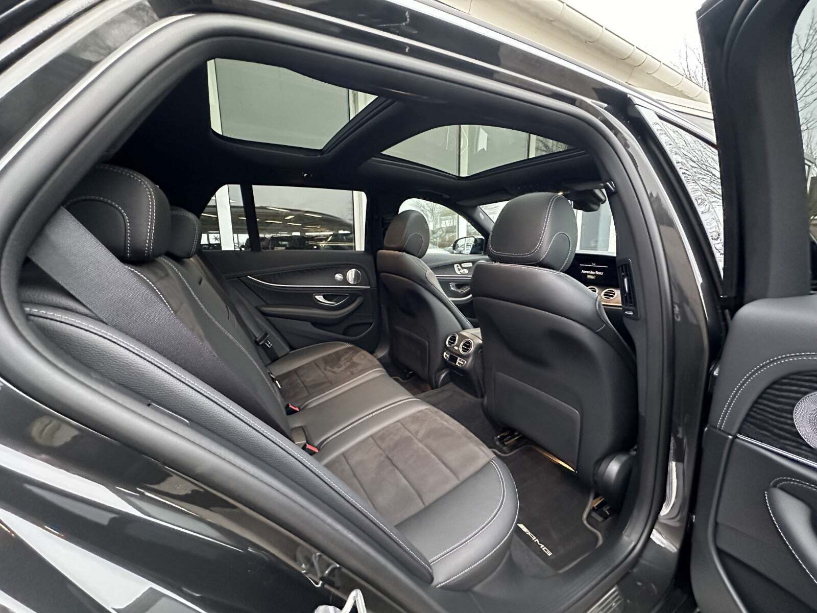 Mercedes E220 d 2,0 AMG Line stc. aut.