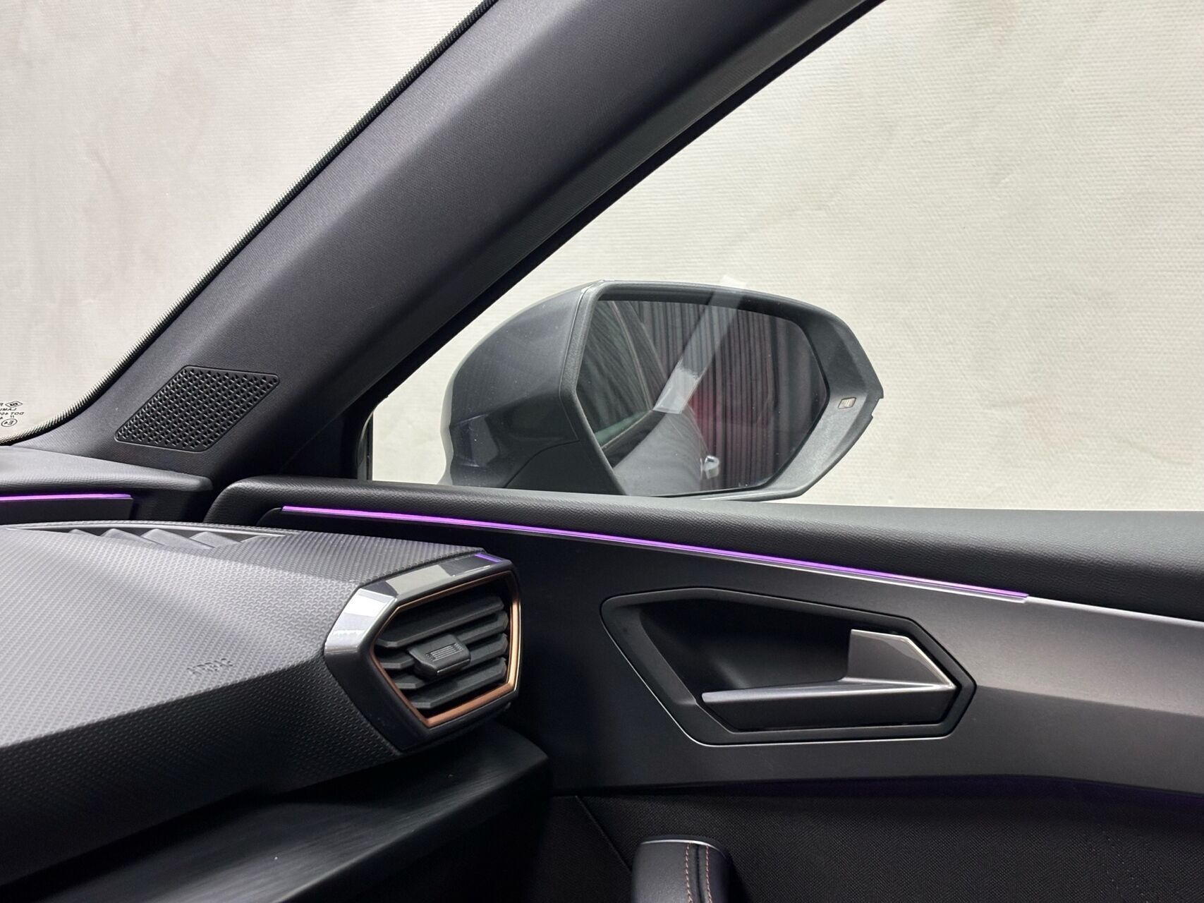 Grå Cupra Leon fra 2020