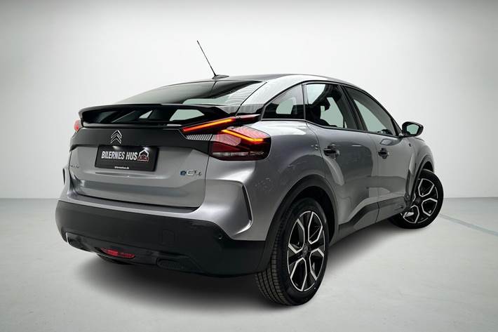 Grå Citroën ë-C4 fra 2022