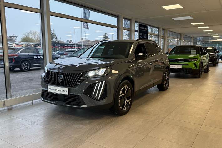 Grå Peugeot e-2008 fra 2024