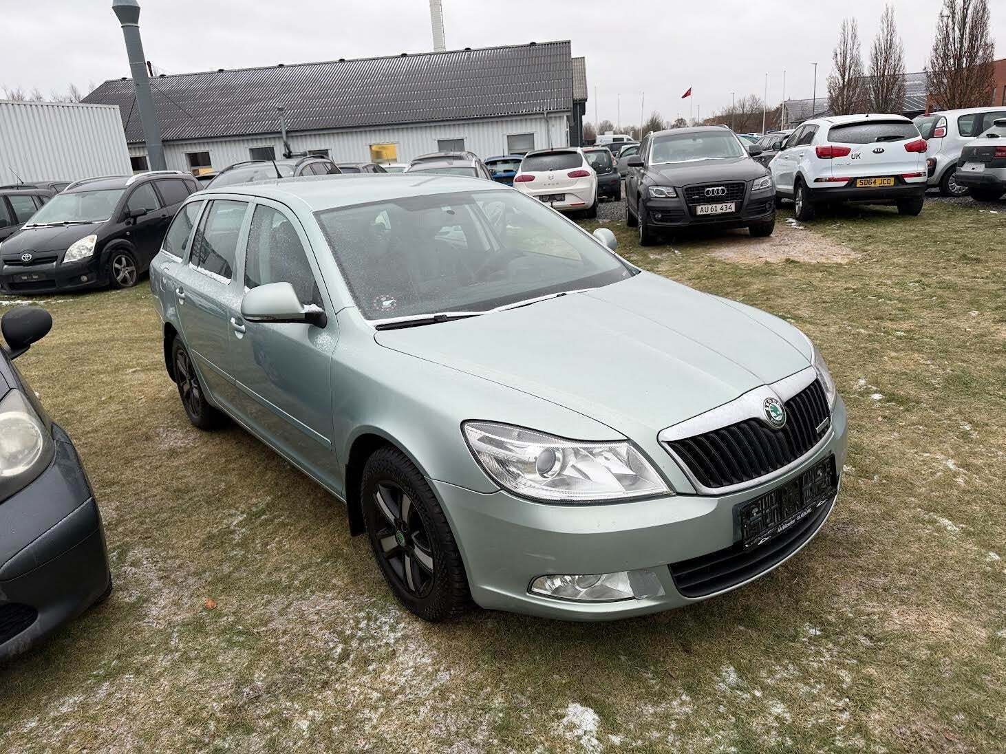 Grøn Skoda Octavia fra 2012
