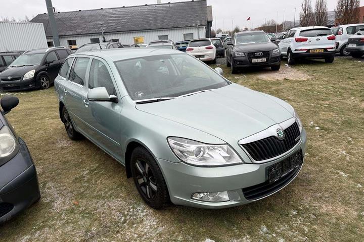 Grøn Skoda Octavia fra 2012