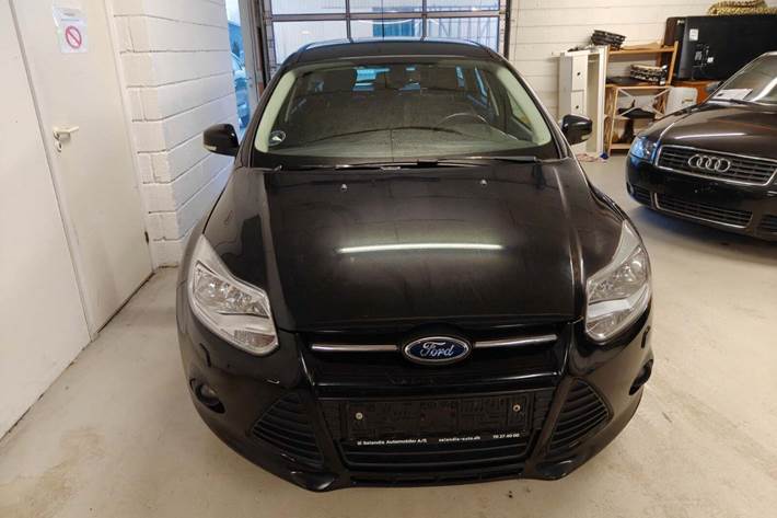 Gul Ford Focus fra 2014