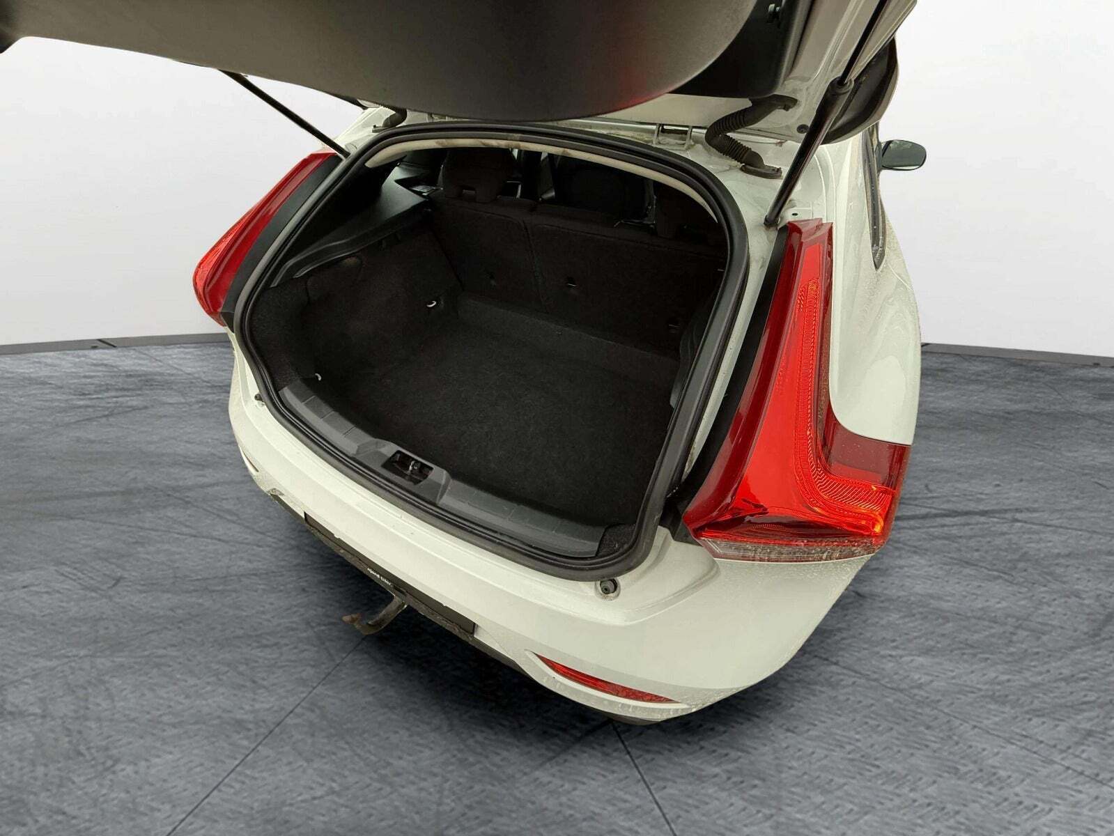 undefined Volvo V40 fra 2014