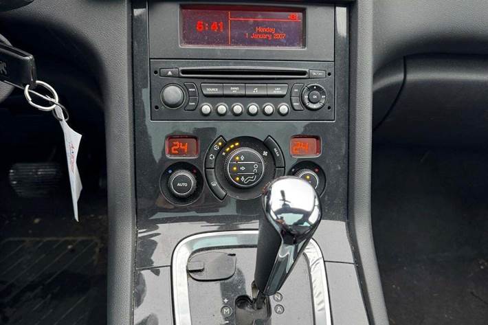 undefined Peugeot 5008 fra 2011