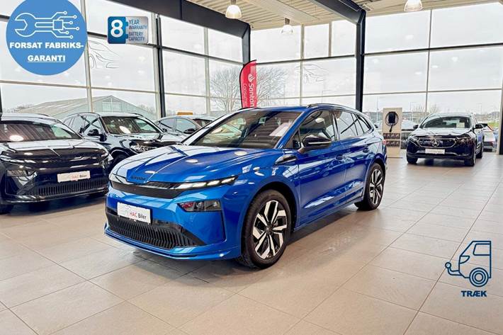 Blå Skoda Enyaq fra 2026 set udefra