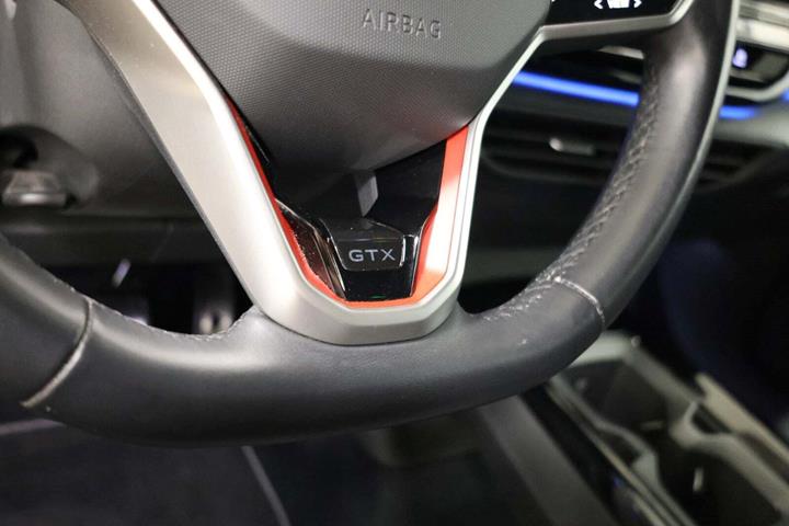 Grå VW ID.5 fra 2022