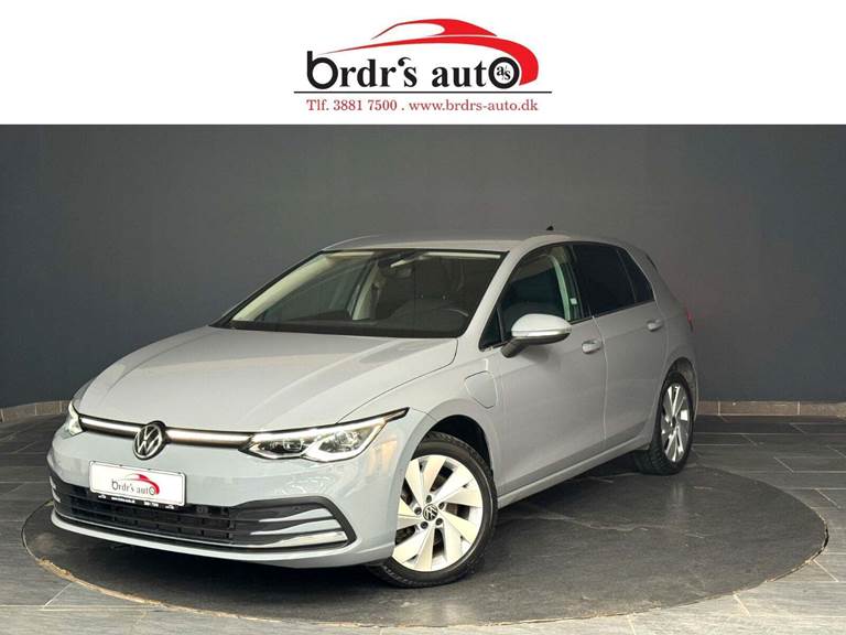 VW Golf VIII 1,4 eHybrid DSG