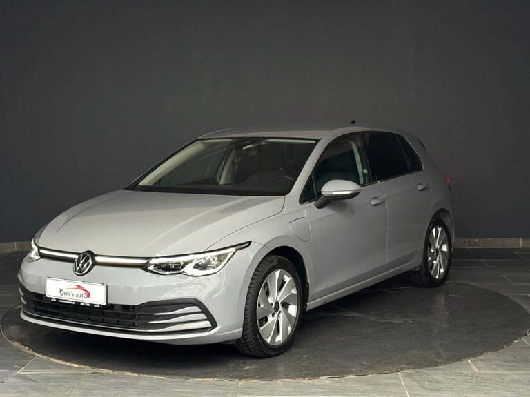 VW Golf VIII 1,4 eHybrid DSG
