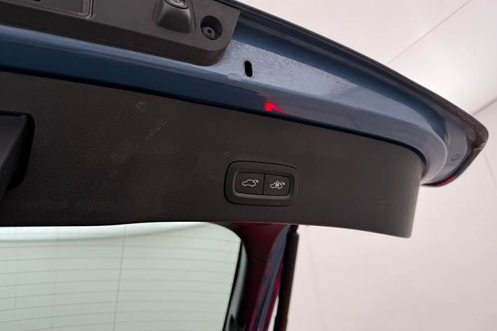 Blå Volvo C40 fra 2022