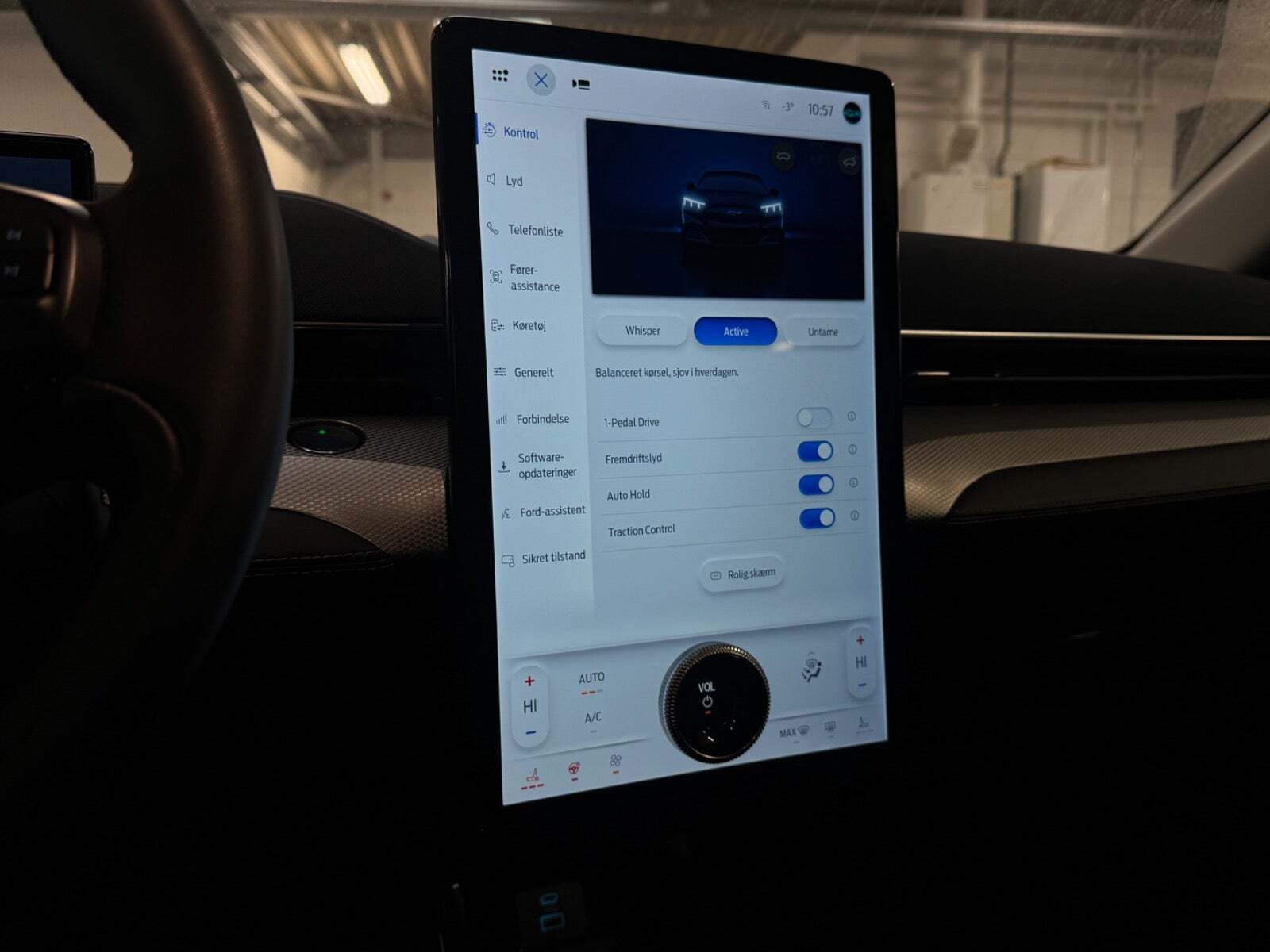 Grå Ford Mustang Mach-E fra 2021