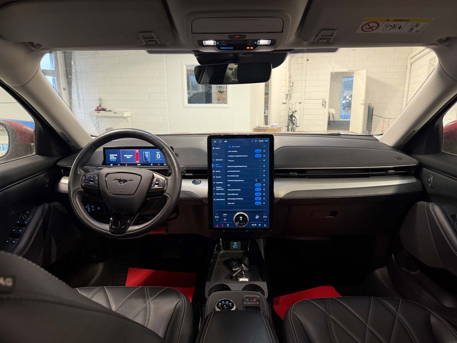 Ford Mustang Mach-E 88 Extended Range