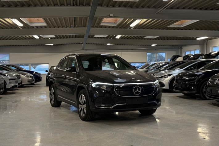 Sort Mercedes EQA250 fra 2021
