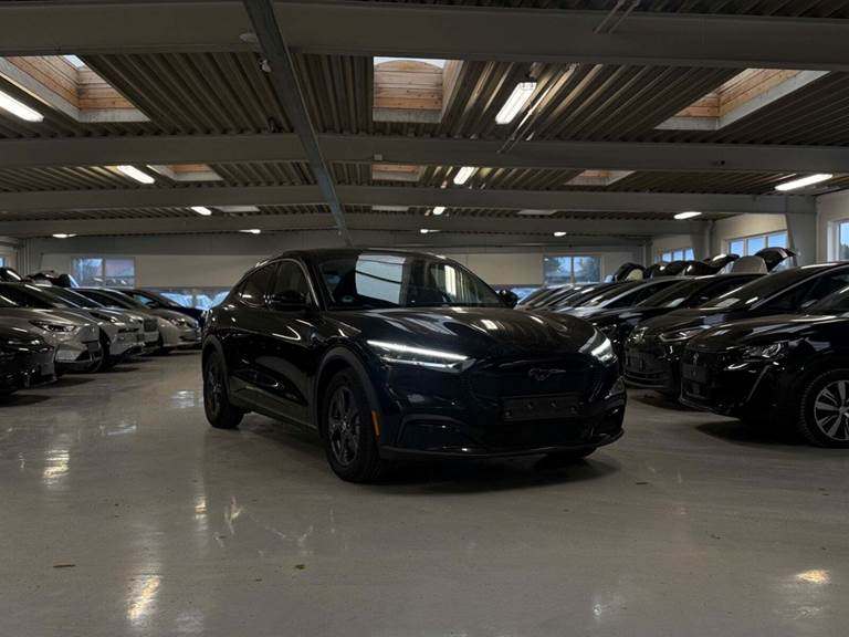 Ford Mustang Mach-E 88 Extended Range