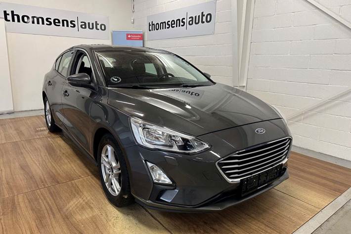 Grå Ford Focus fra 2020 set udefra