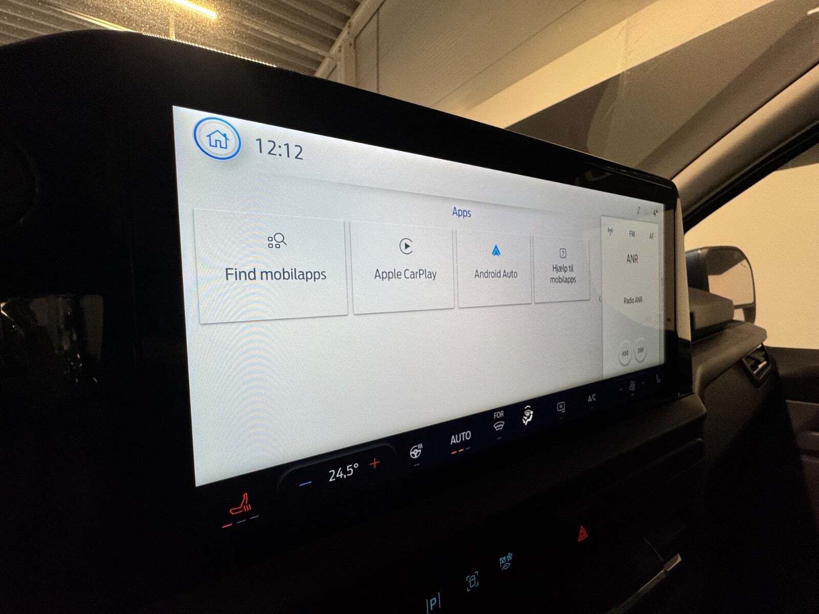 Blå Ford Transit Custom 300S fra 2025