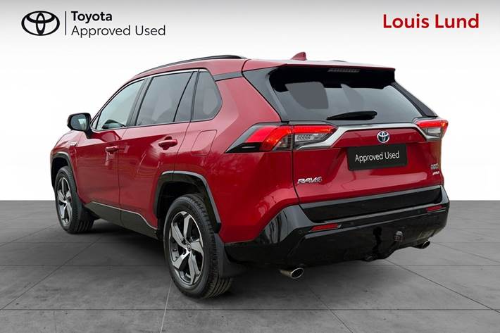 Rød Toyota RAV4 Plug-in fra 2021