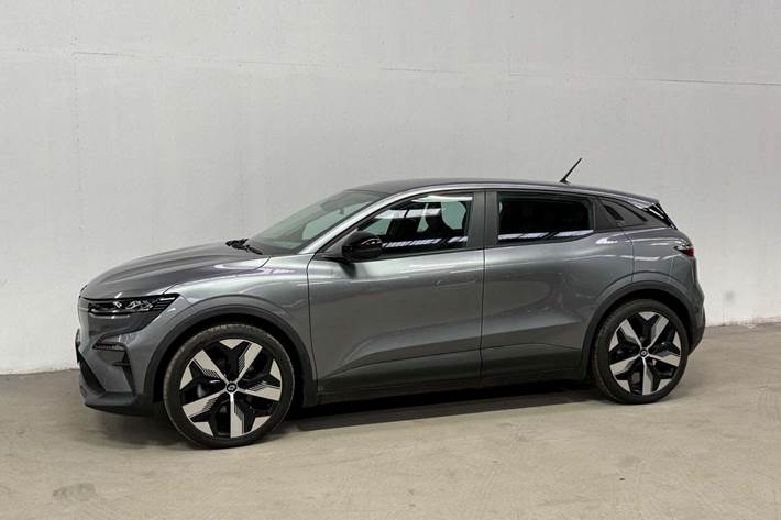 Grå Renault Megane E-Tech fra 2023