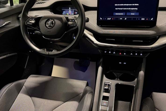 Sort Skoda Enyaq fra 2022