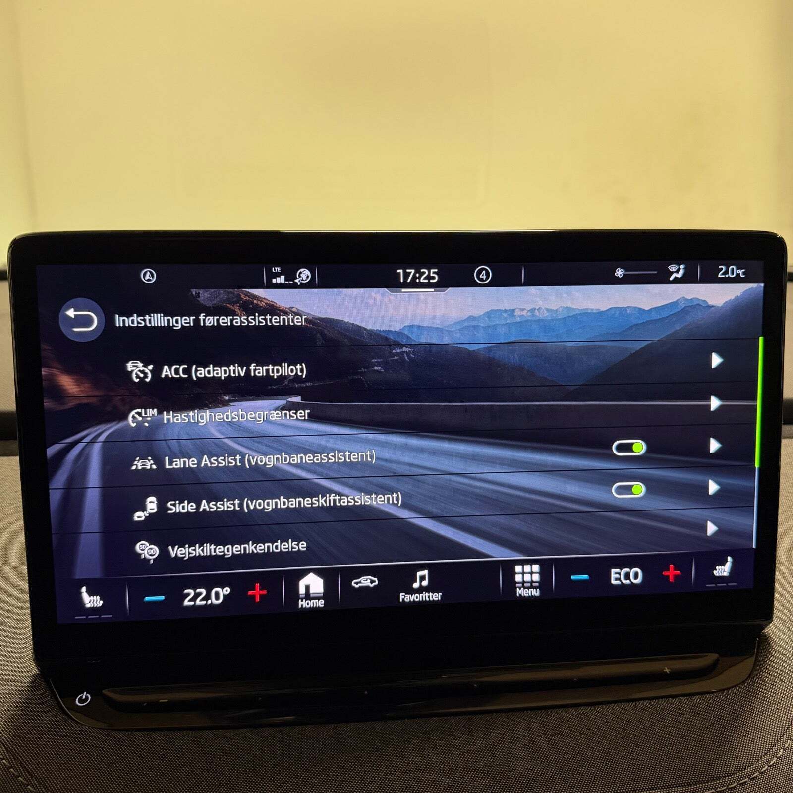 Sort Skoda Enyaq fra 2022