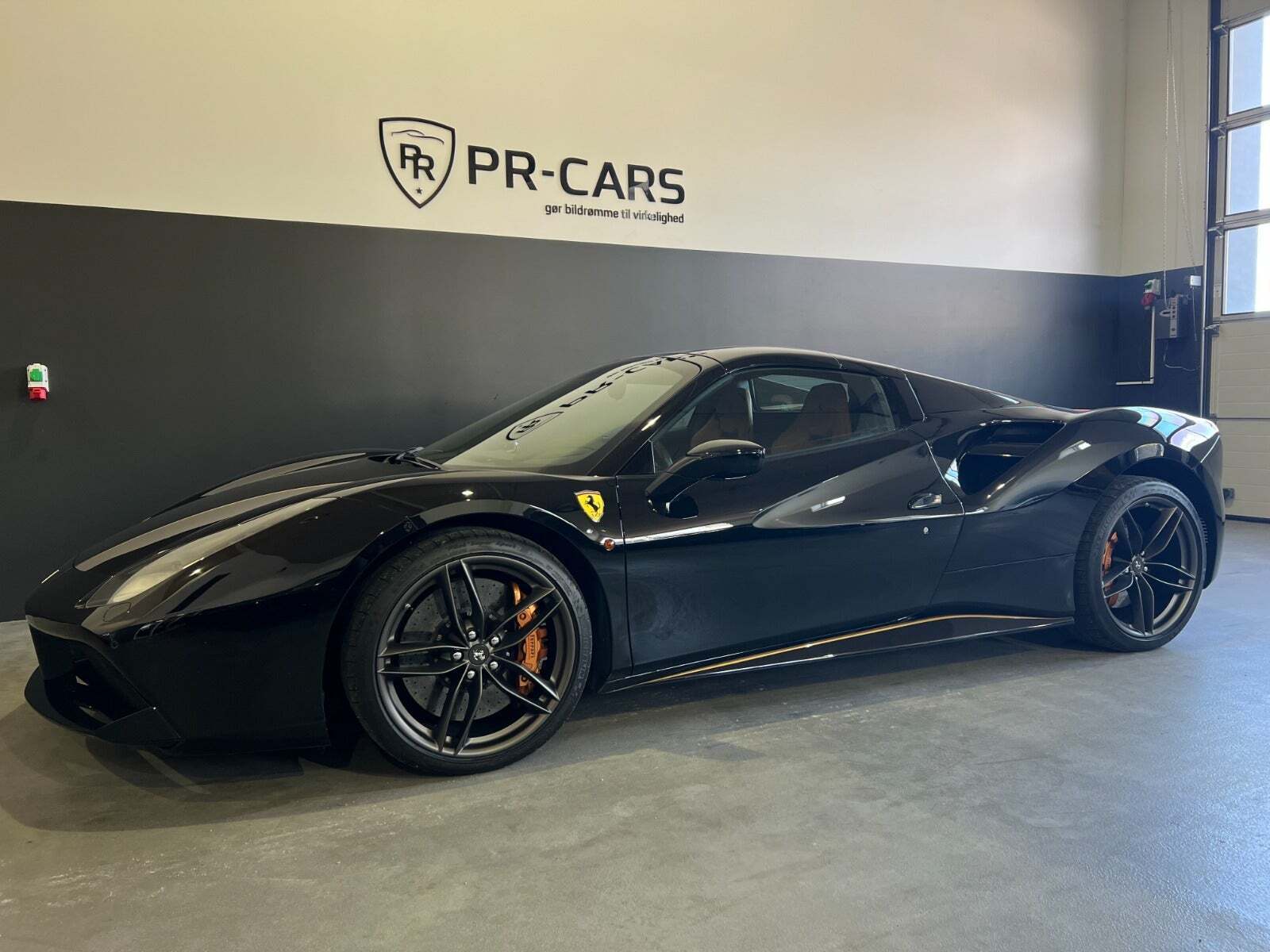 undefined Ferrari 488 Spider fra 2016 set udefra