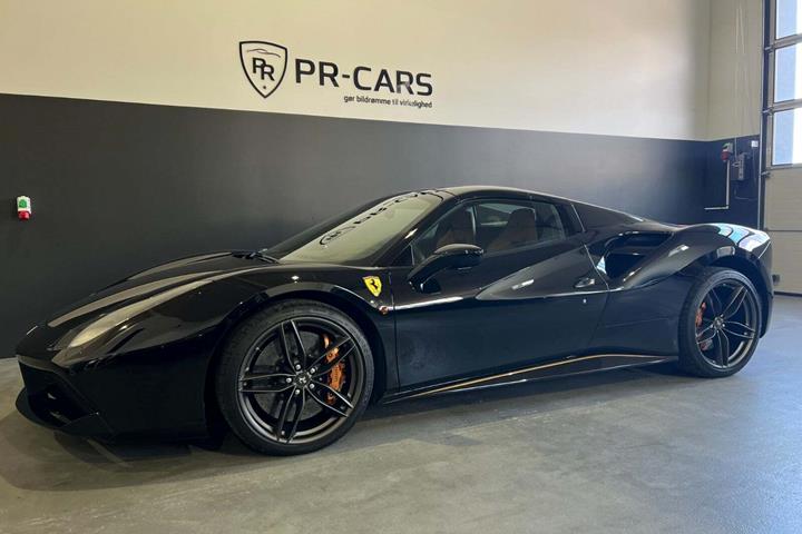 undefined Ferrari 488 Spider fra 2016 set udefra