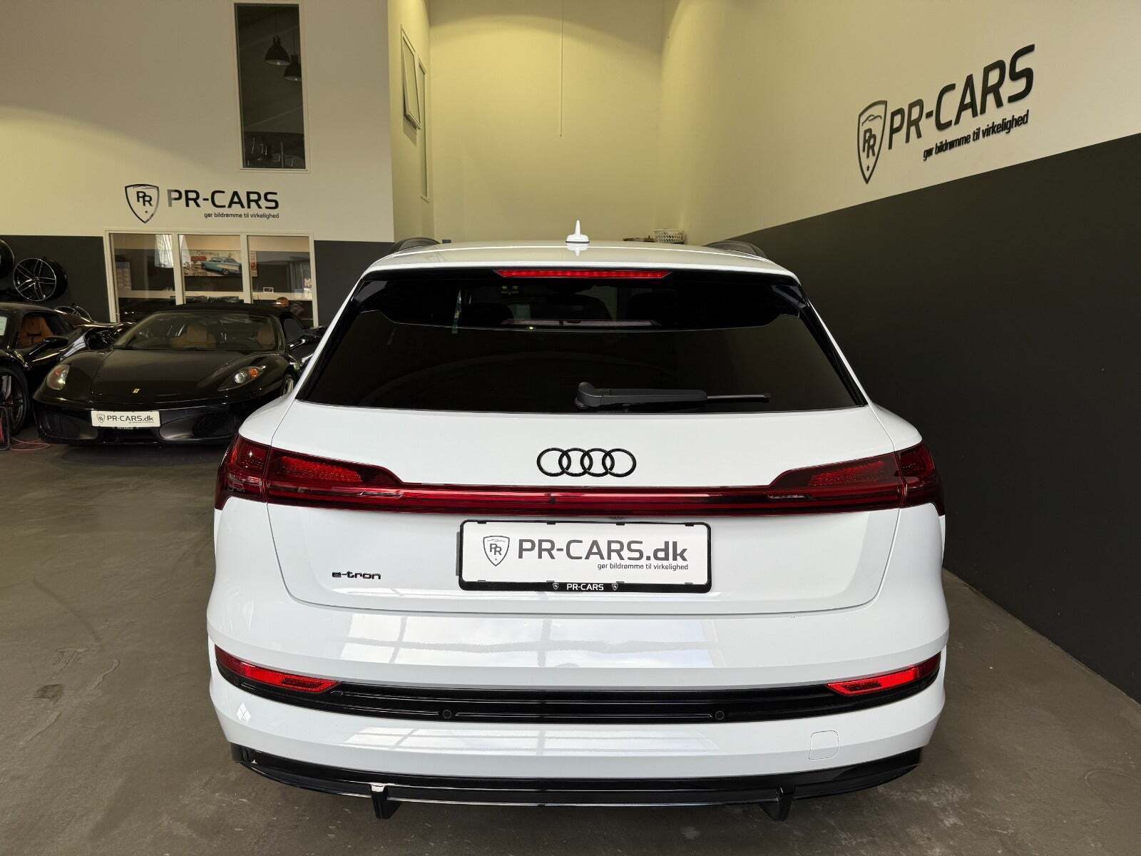 Audi e-tron 55 S-line quattro