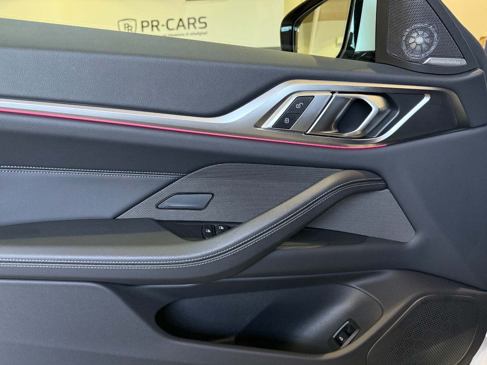 Hvid BMW i4 fra 2023