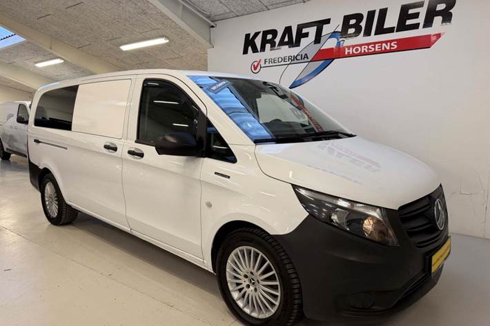 Hvid Mercedes eVito 129 fra 2021