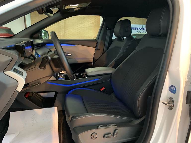 Ford Capri EL UR Premium 286HK 5d Aut.