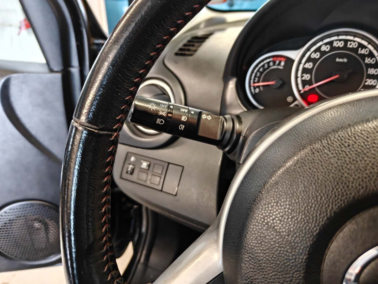 Gul Mazda 2 fra 2014