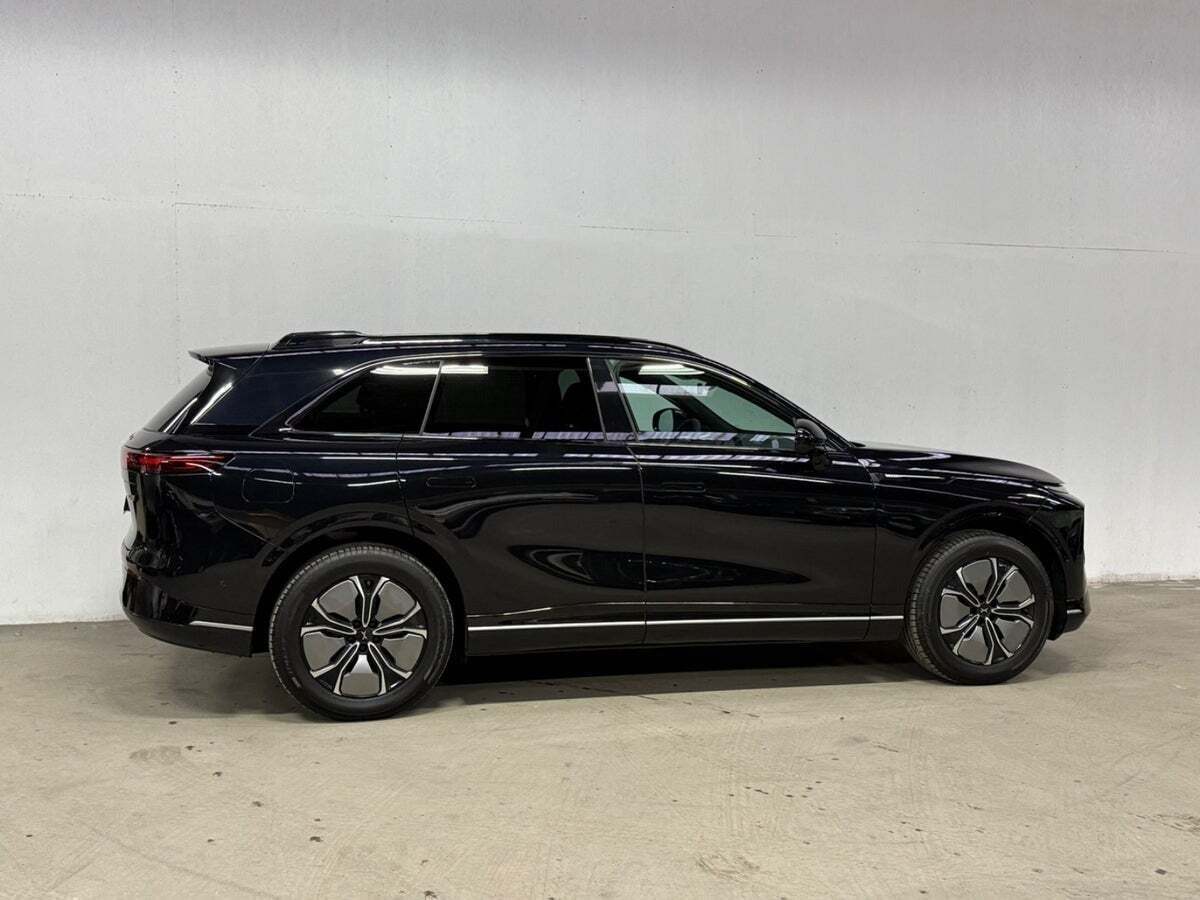 Xpeng G9 Standard Range