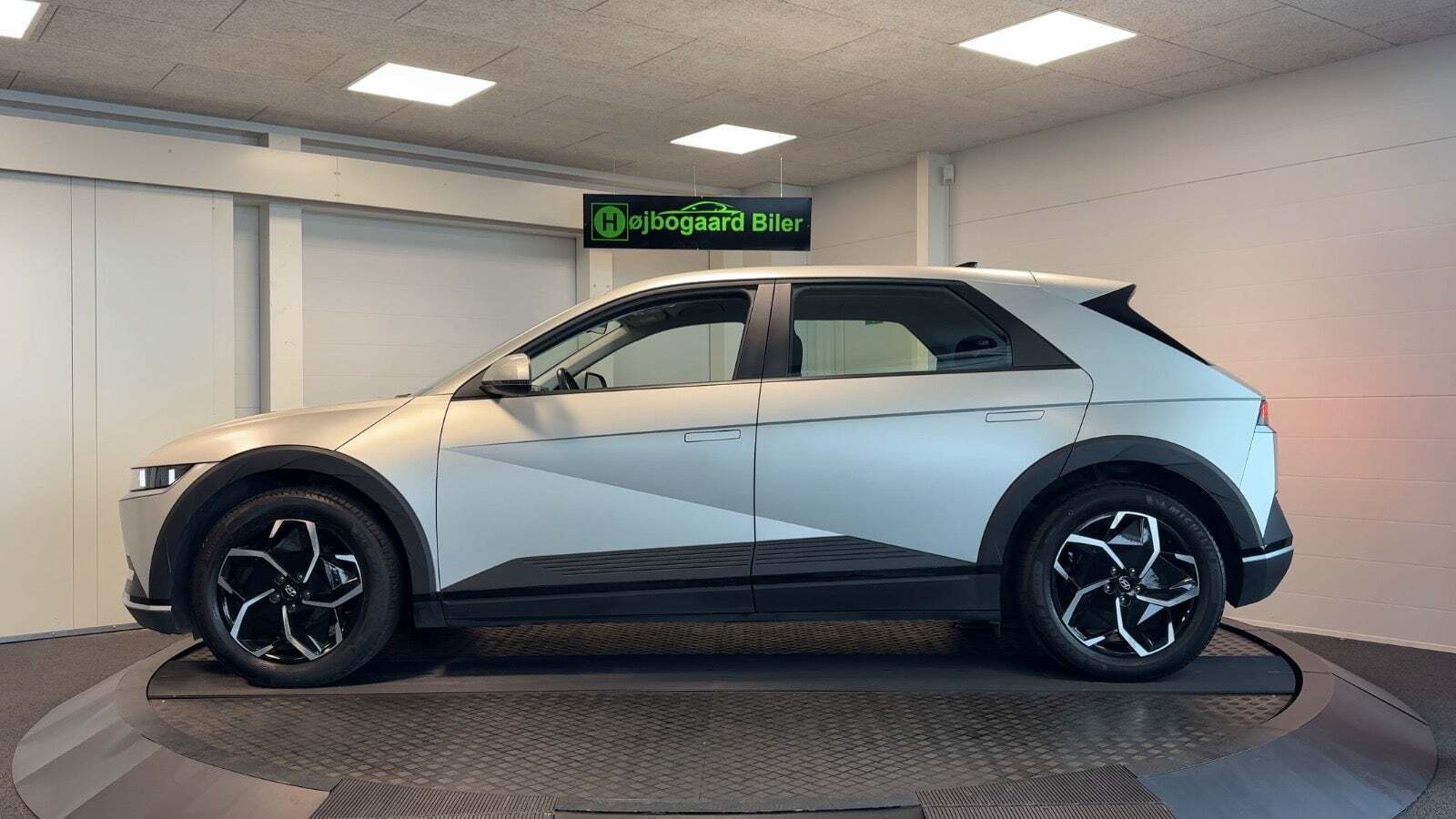 Hyundai Ioniq 5 77 Essential