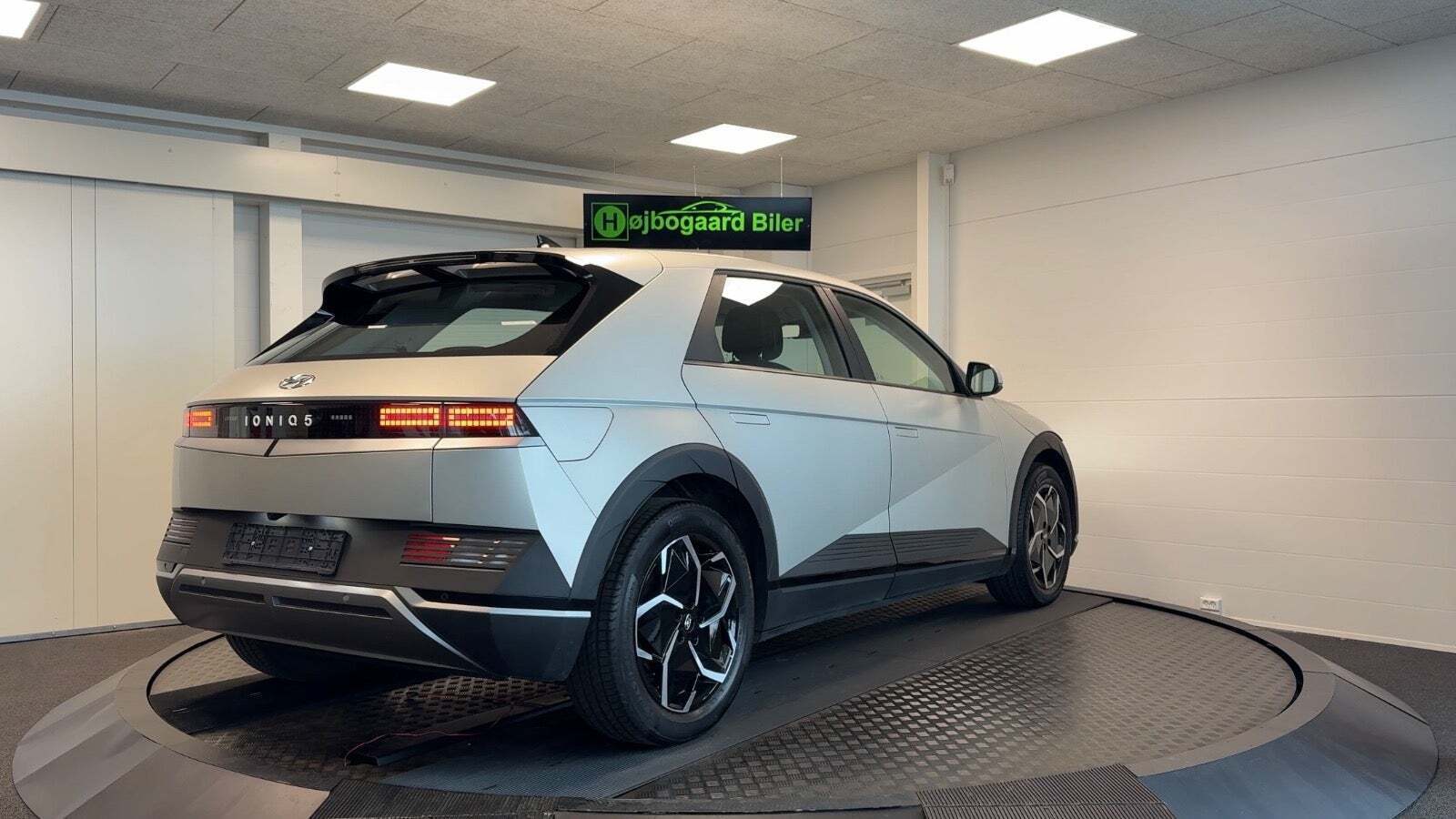 Hyundai Ioniq 5 77 Essential