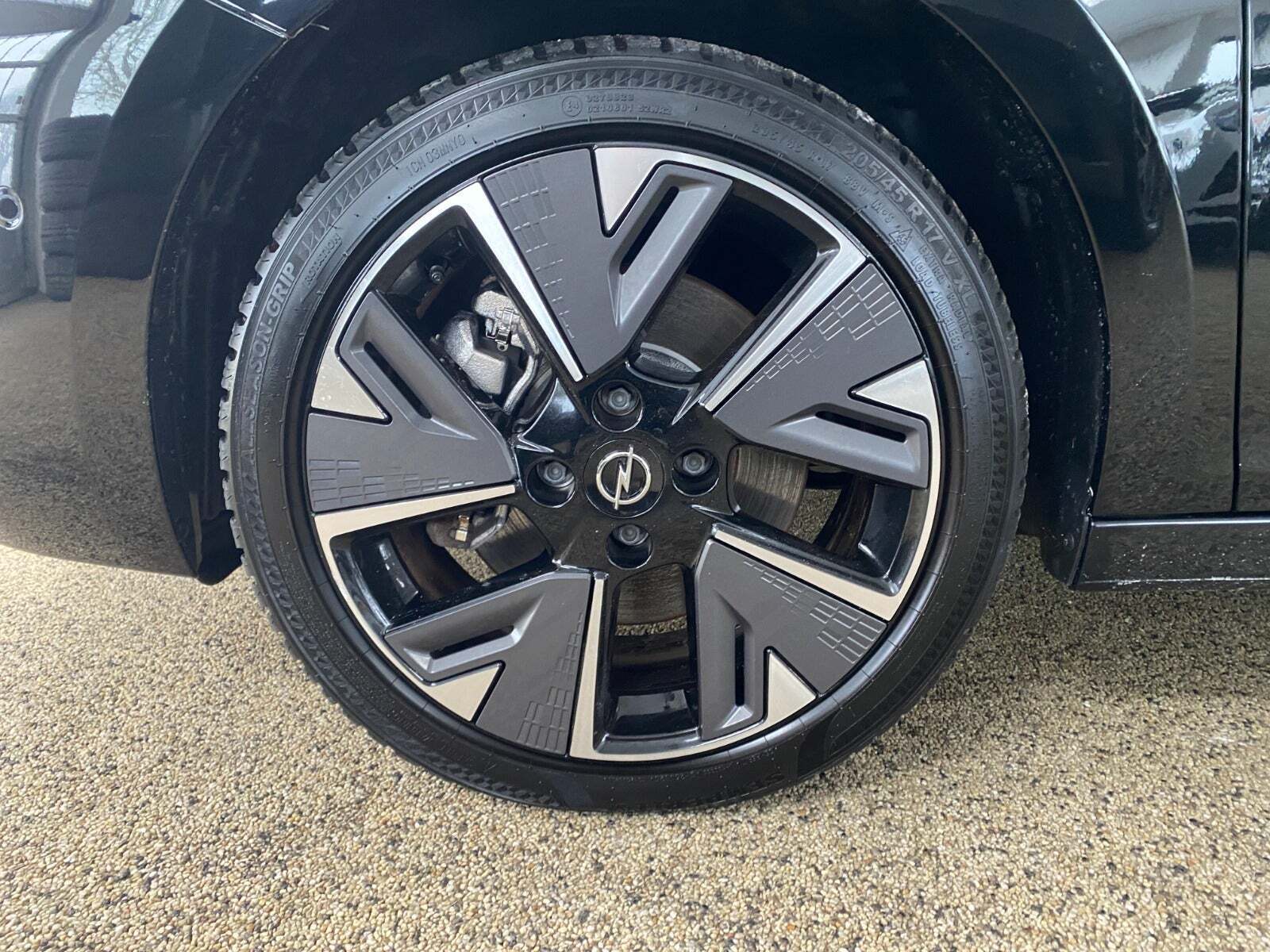 Sort Opel Corsa-e fra 2023