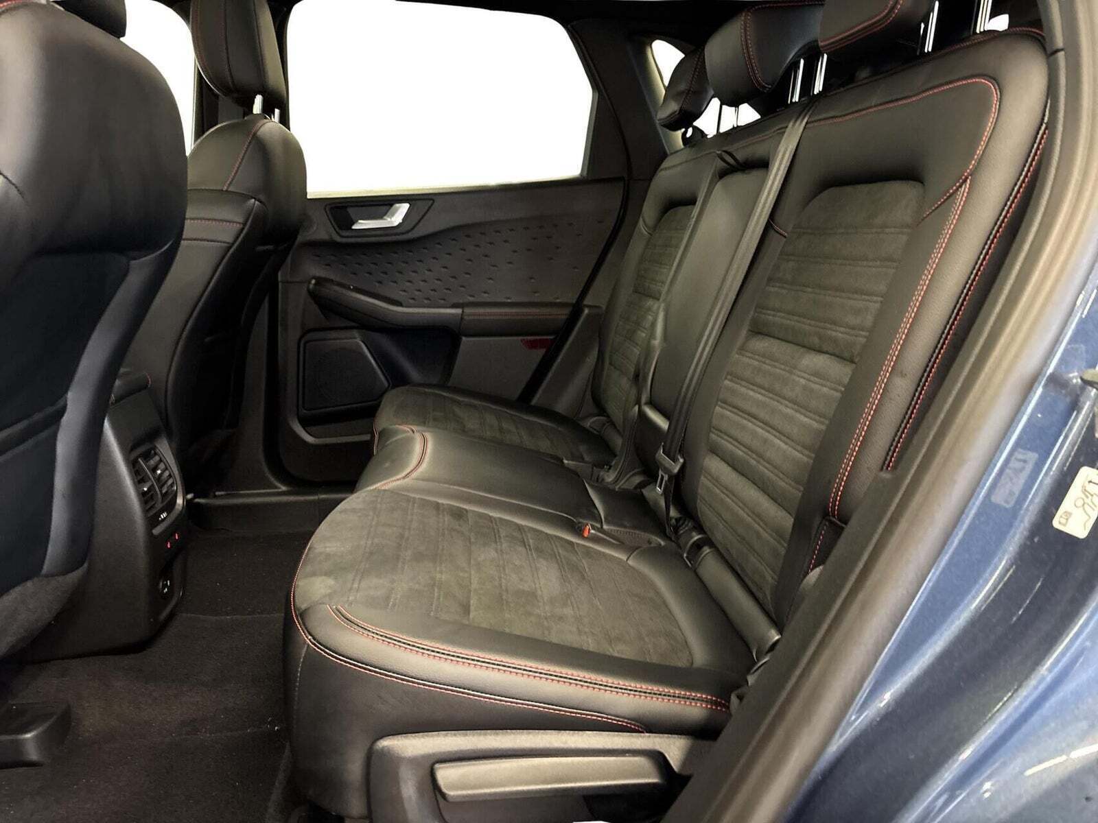 Ford Kuga 2,5 PHEV ST-Line X CVT