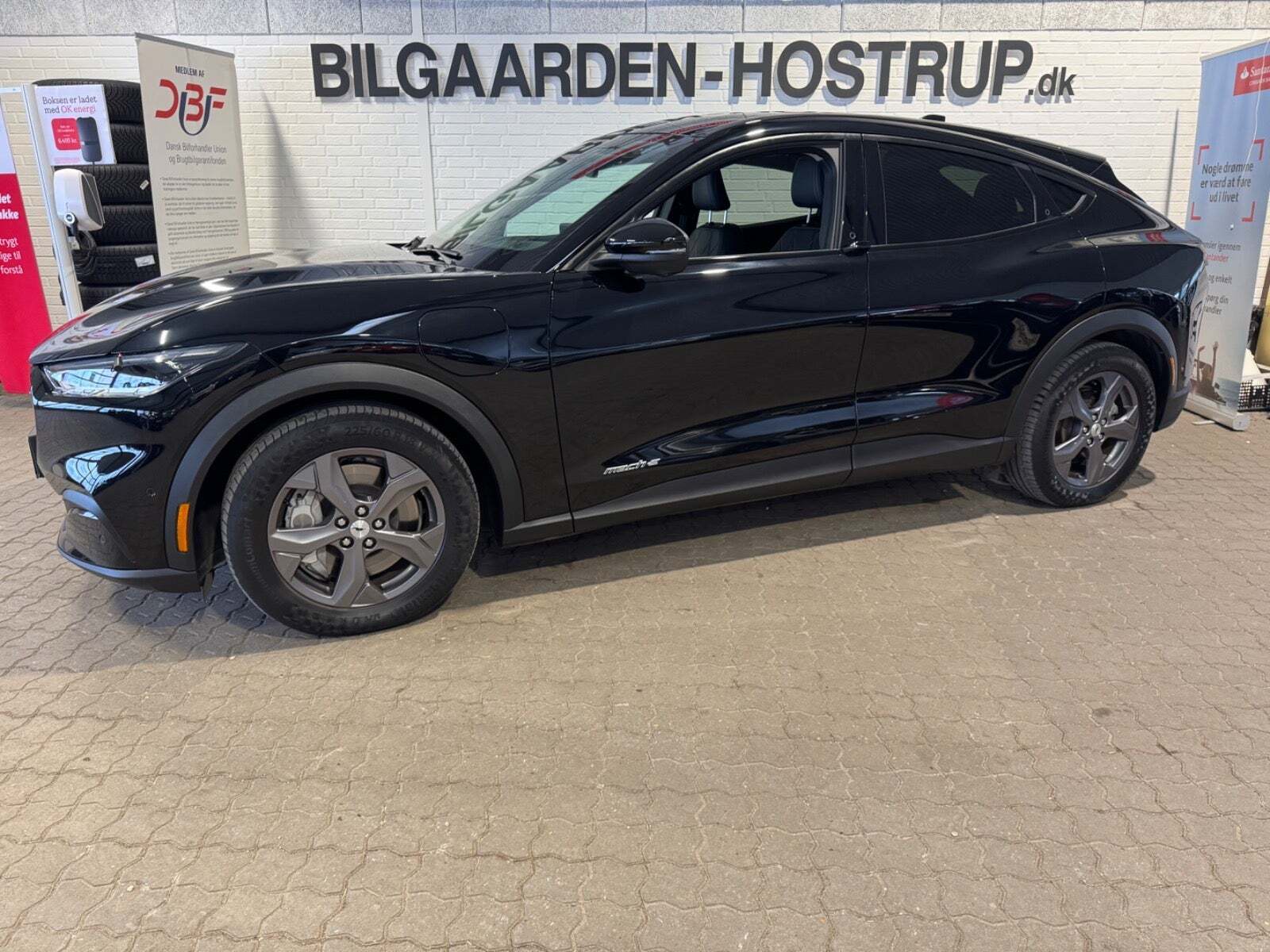 Ford Mustang Mach-E 70 Standard Range