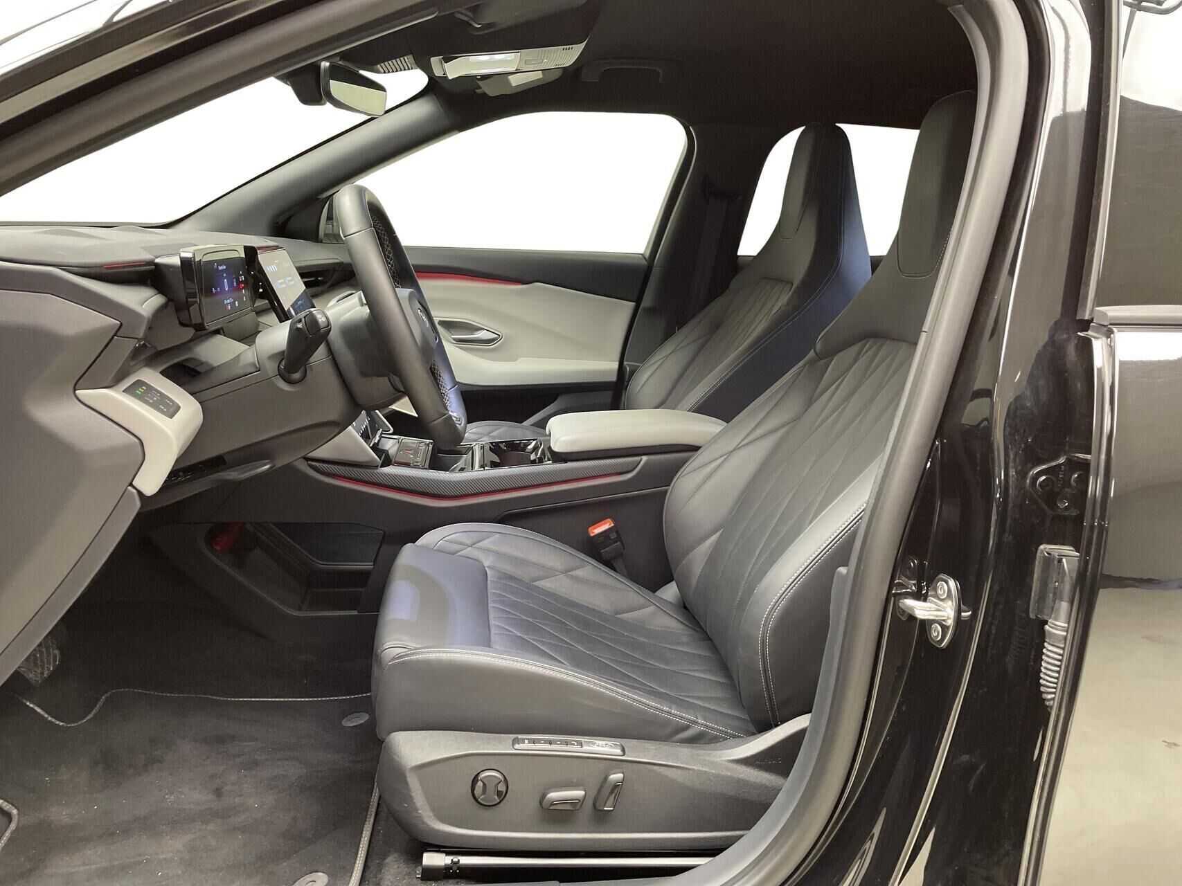 Ford Capri EL UR Premium 286HK 5d Aut.