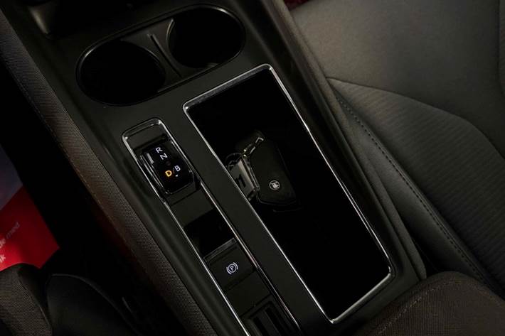 Grå Skoda Enyaq fra 2022