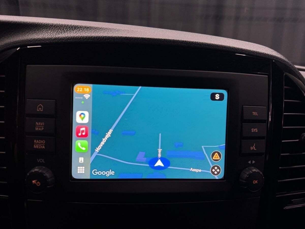 Hvid Mercedes eVito 129 fra 2024