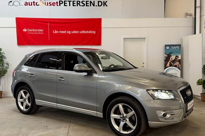 Sølv Audi Q5 fra 2009