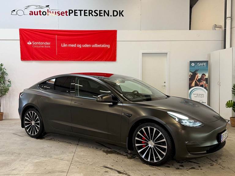 Tesla Model 3 Performance AWD