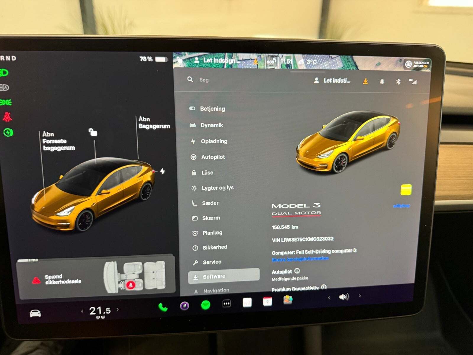 Brun Tesla Model 3 fra 2021