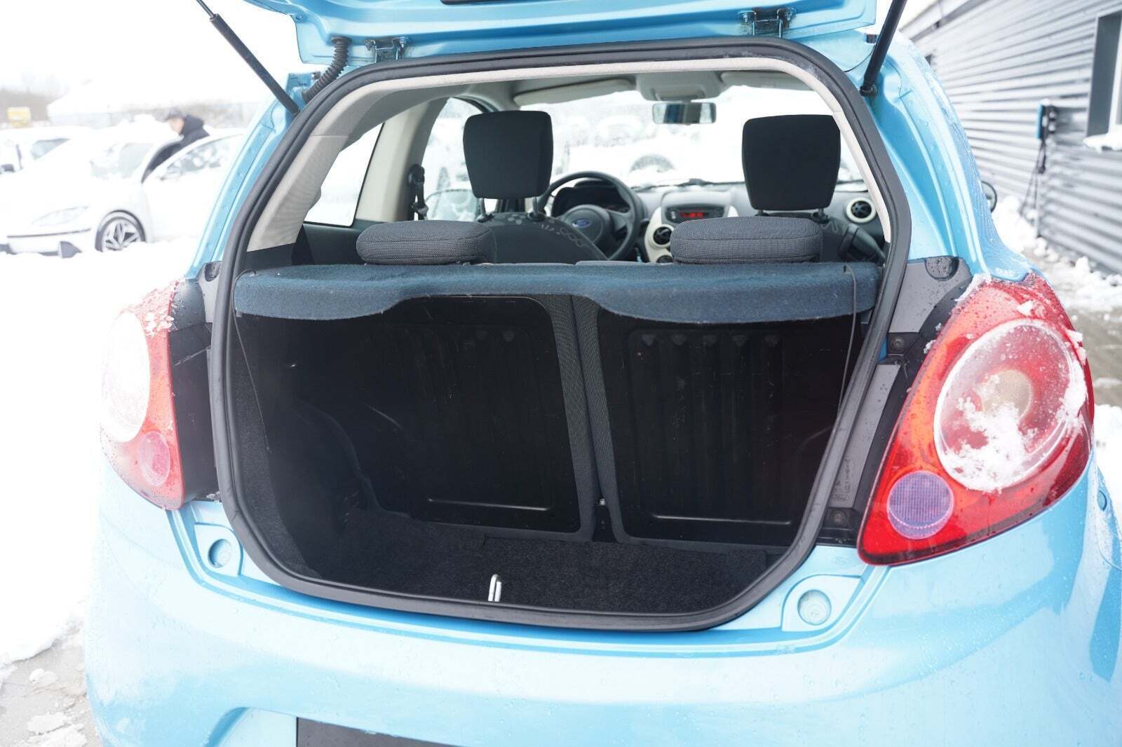 Blå Ford Ka fra 2010