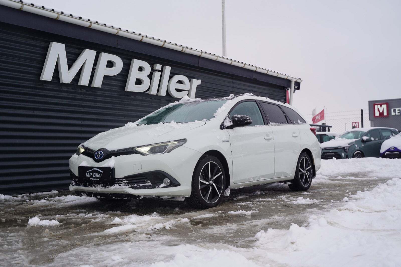 Toyota Auris 1,8 Hybrid H2 Style Touring Sports CVT