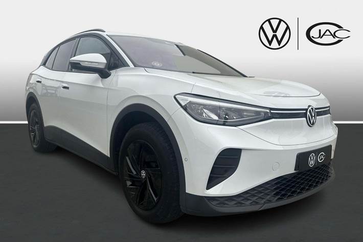 Sølv VW ID.4 fra 2024 set udefra