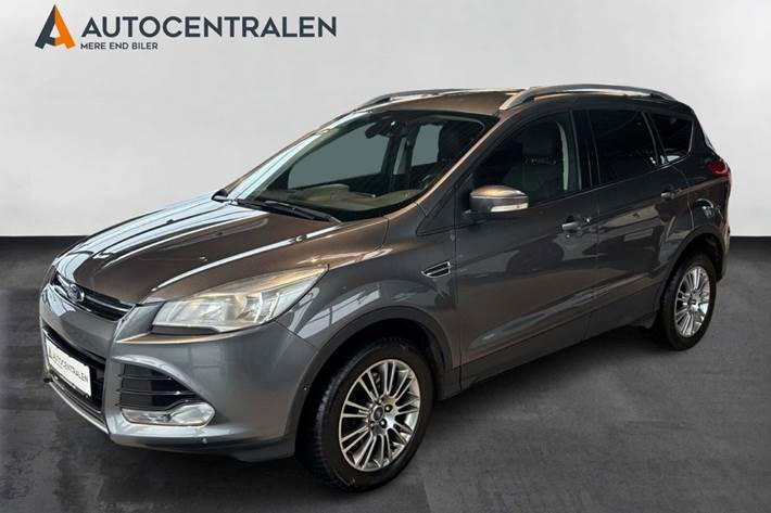 Grå Ford Kuga fra 2014