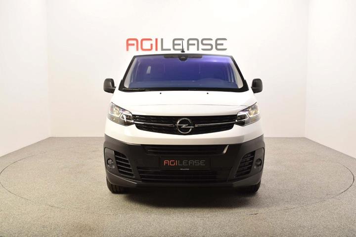 Hvid Opel Vivaro-e fra 2023