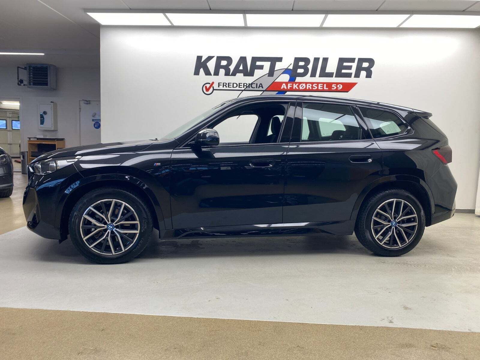 BMW iX1 eDrive20 M-Sport